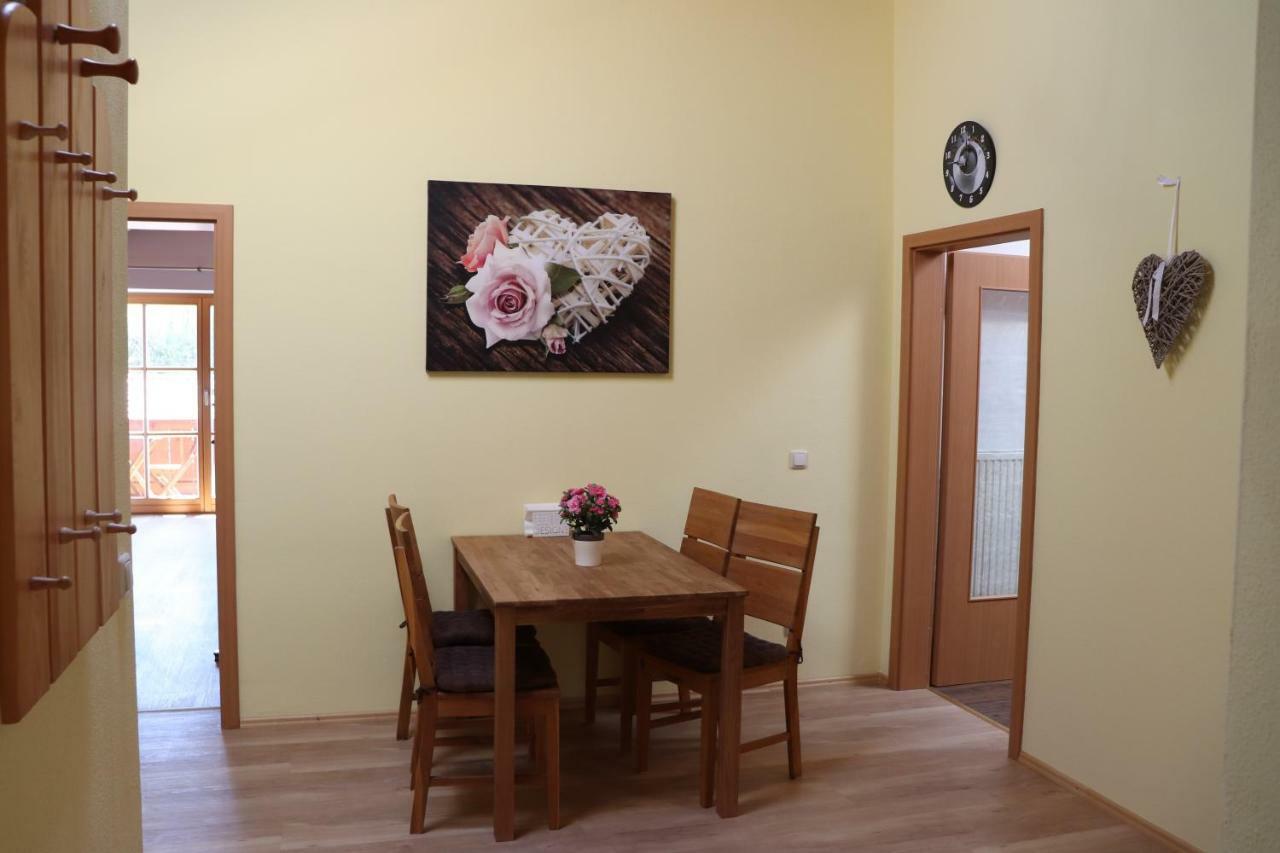 Ferienwohnung Pferdehof Pankratz Iffeldorf المظهر الخارجي الصورة