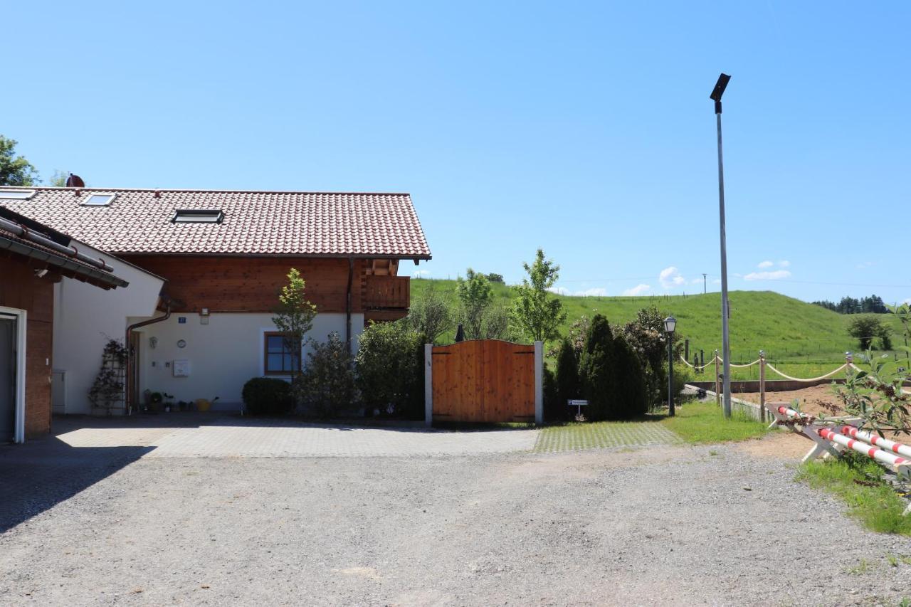 Ferienwohnung Pferdehof Pankratz Iffeldorf المظهر الخارجي الصورة
